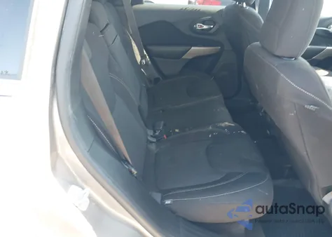 2017 Jeep Cherokee Latitude Fwd from USA, damaged, VIN 1C4PJLCB3HW668989